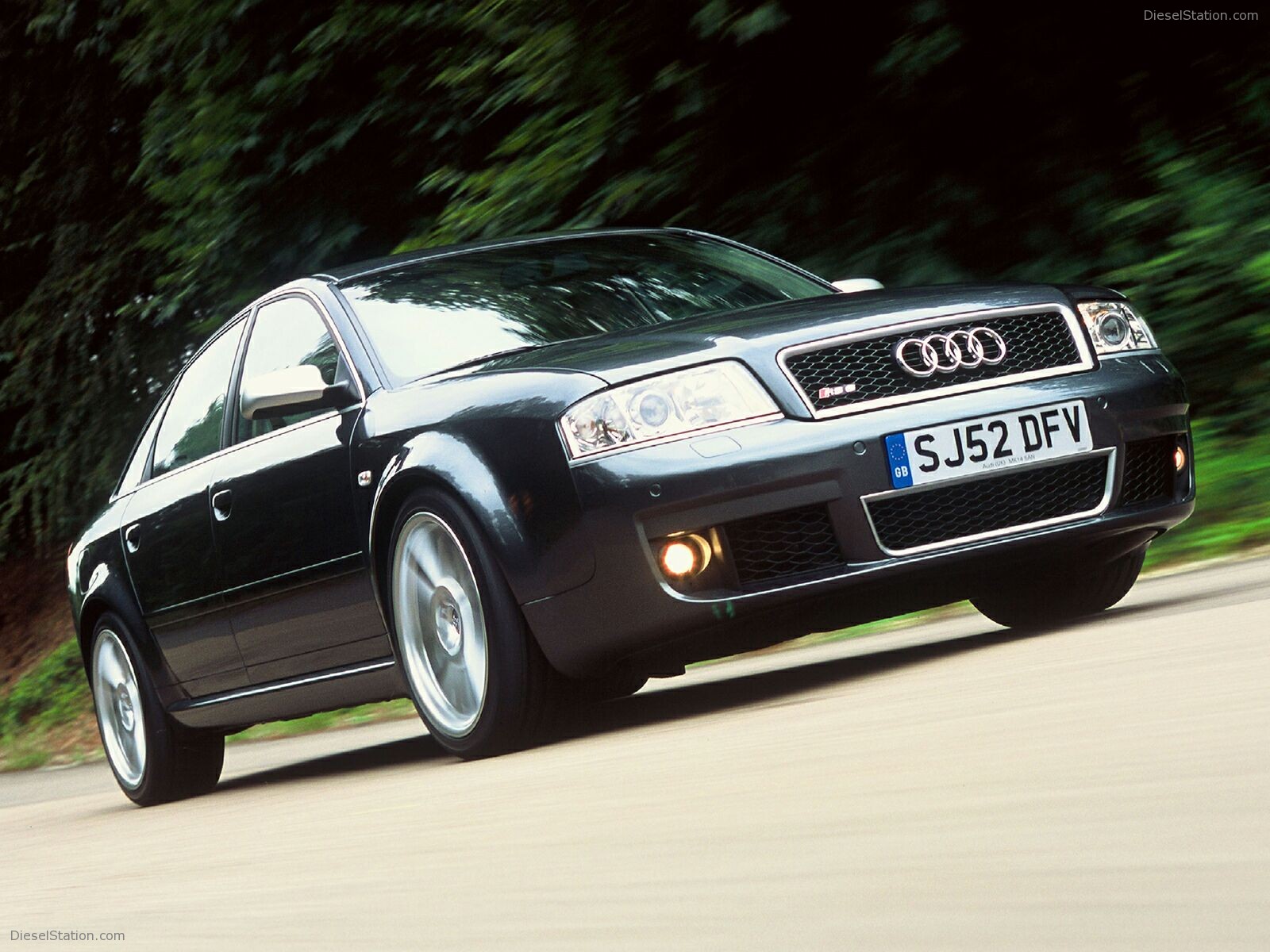 Audi RS6 (2002)